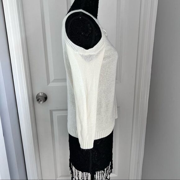 Sz S Entro Ivory Cold Shoulder Knit Sweater - Picture 5 of 11